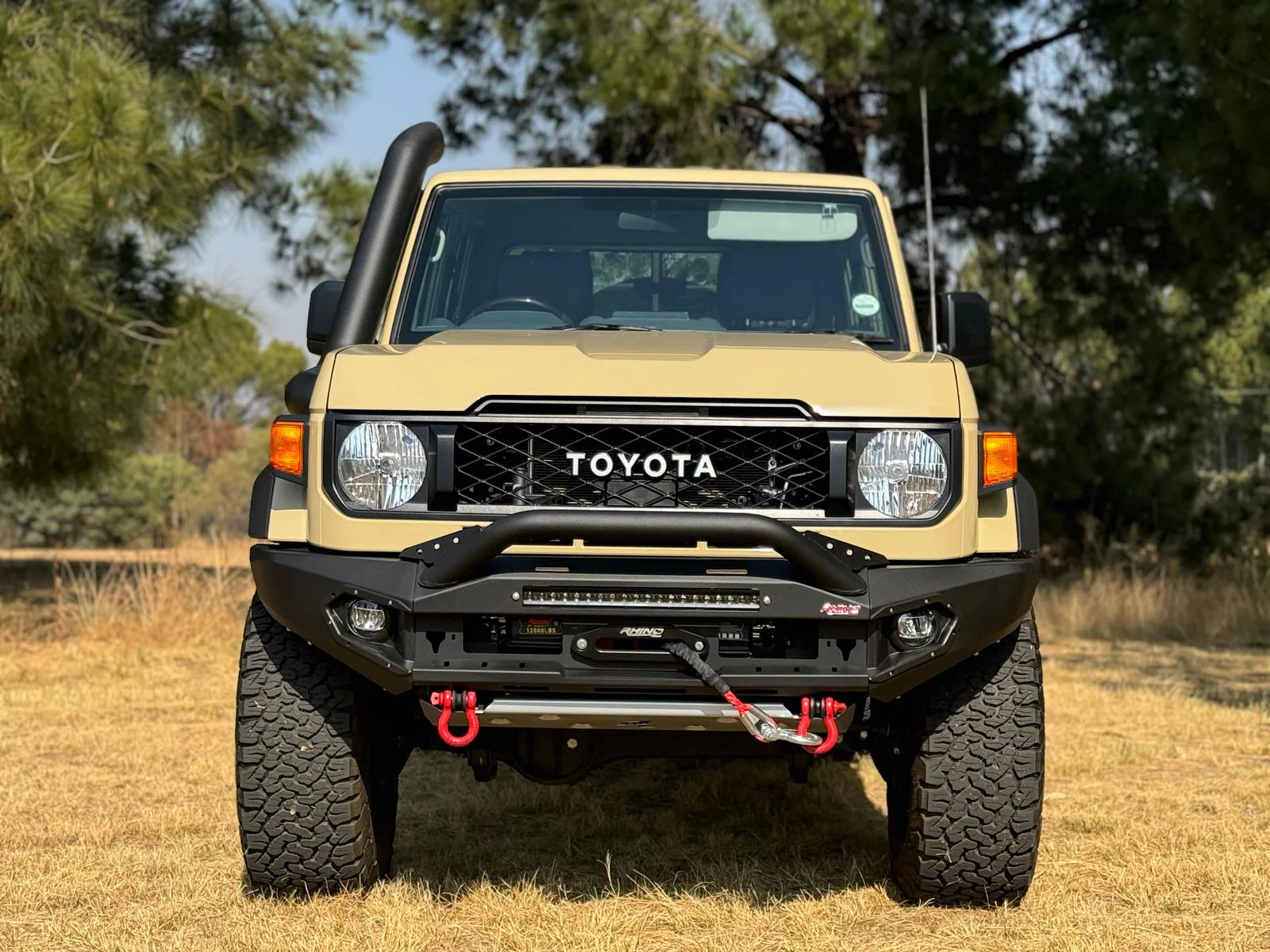 TOYOTA LAND CRUISER 70/76/78 / 79 SERIES FRONT BUMPER