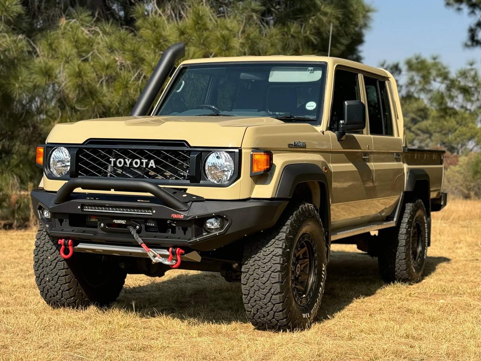 TOYOTA LAND CRUISER 70 SERIES FRONT BUMPER
