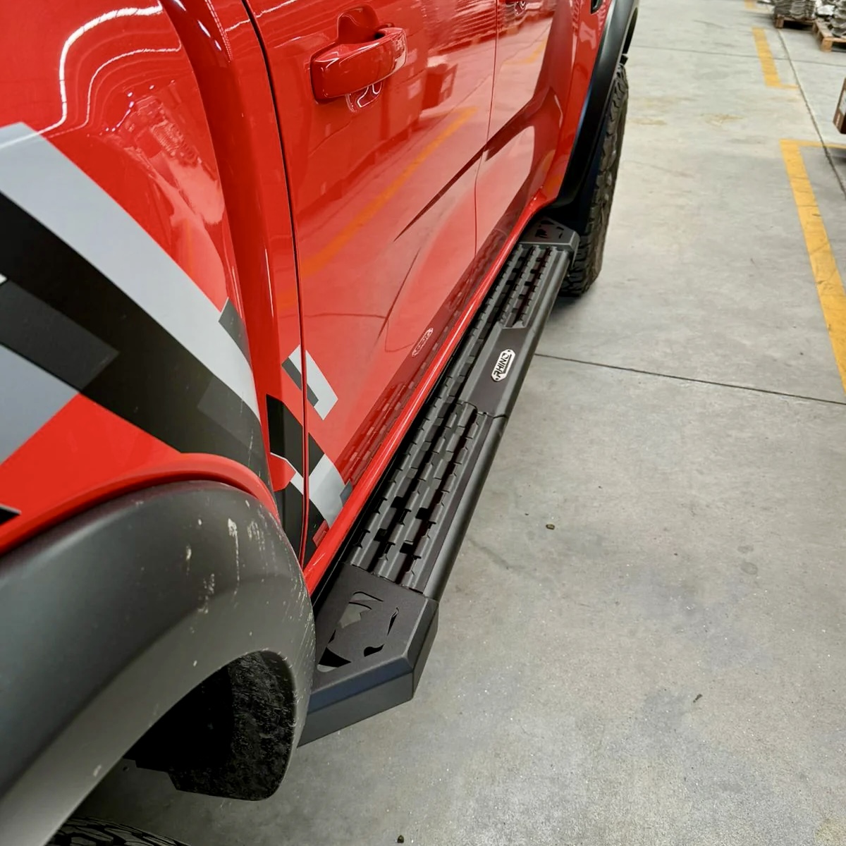 FORD RANGER RAPTOR 2023+ ROCK SLIDERS