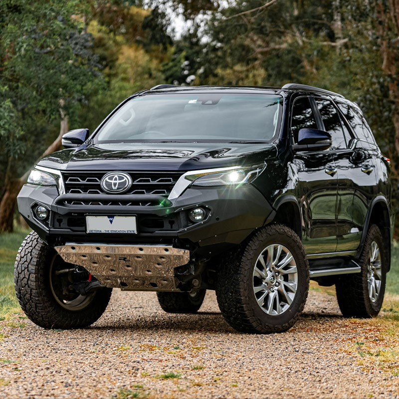 TOYOTA FORTUNER 2021+ FRONT BUMPER