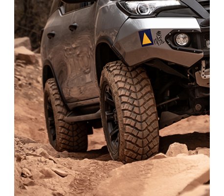 TOYOTA FORTUNER 2021+ ROCK SLIDERS