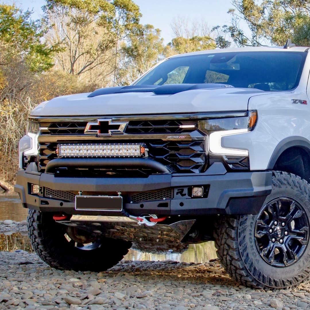 CHEVROLET SILVERADO 1500 2023+ FRONT BUMPER