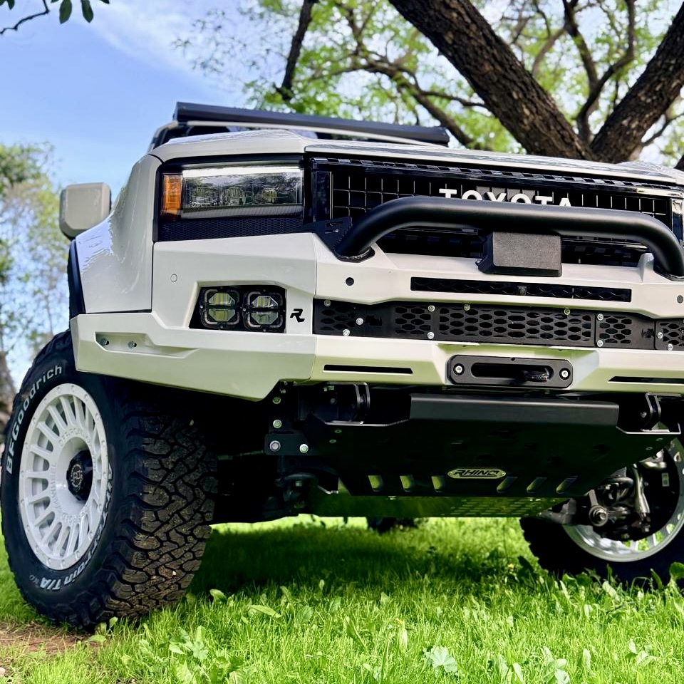 TOYOTA LAND CRUISER PRADO 2025+ FRONT BUMPER
