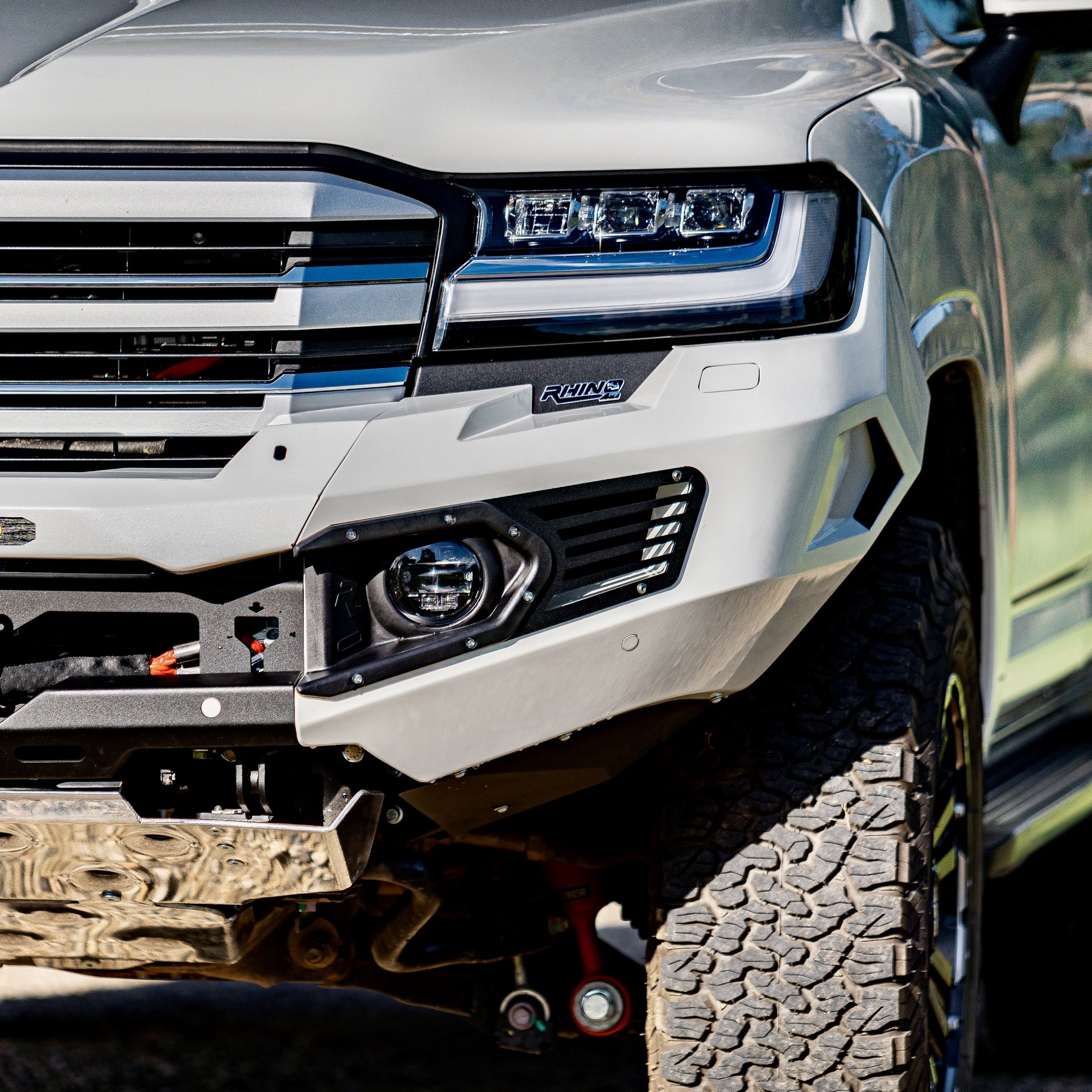 TOYOTA LAND CRUISER 300 2021+ FRONT BUMPER