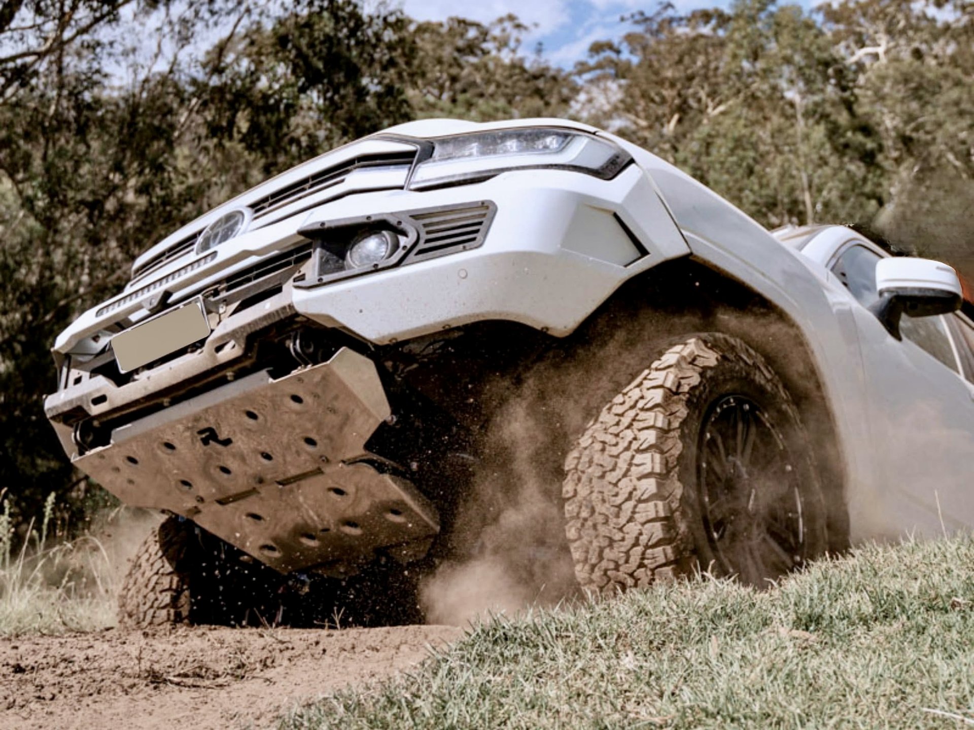 TOYOTA LAND CRUISER 300 2021+ FRONT BUMPER