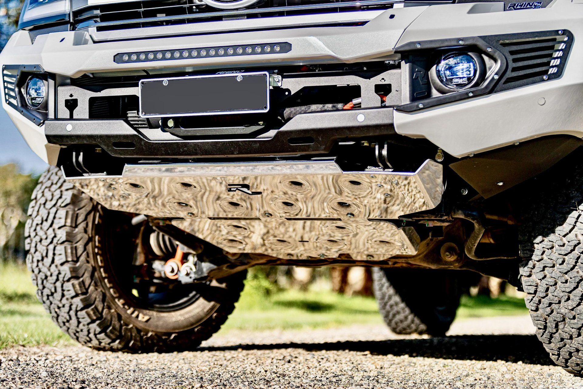 TOYOTA LAND CRUISER 300 2021+ FRONT BUMPER