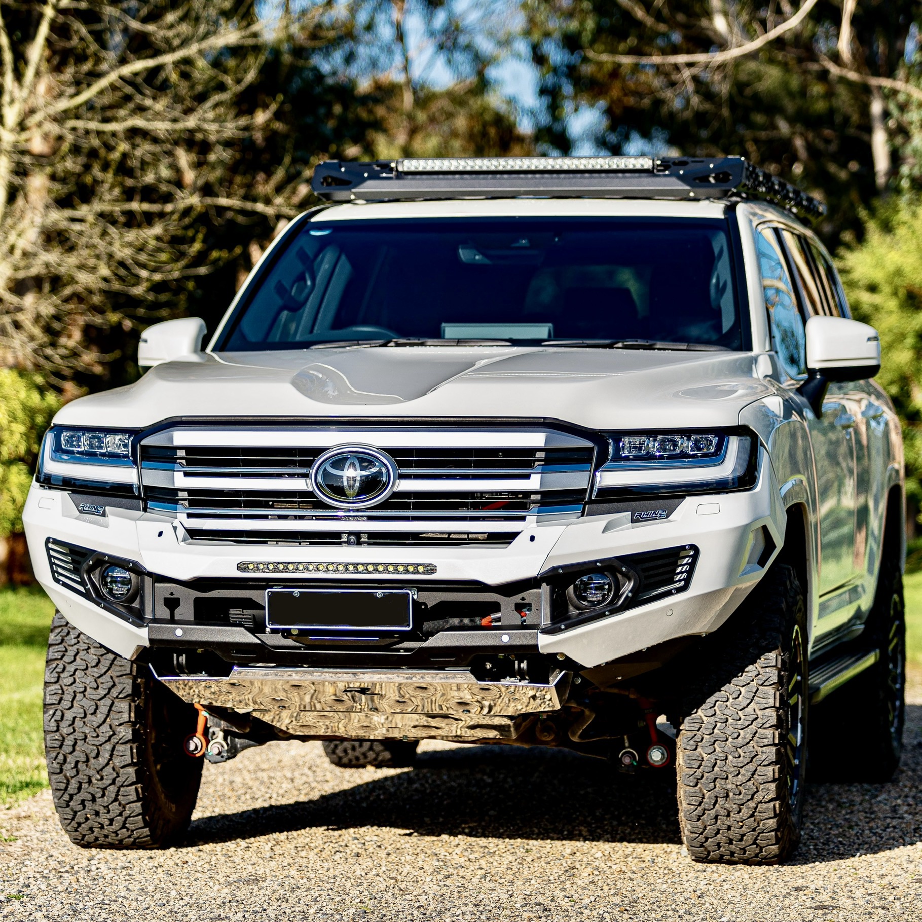 TOYOTA LAND CRUISER 300 2021+ FRONT BUMPER