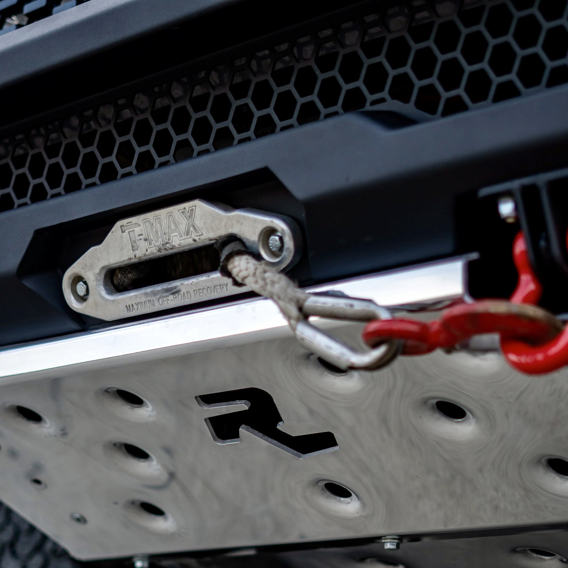 TOYOTA TACOMA 2016-2023 FRONT BUMPER