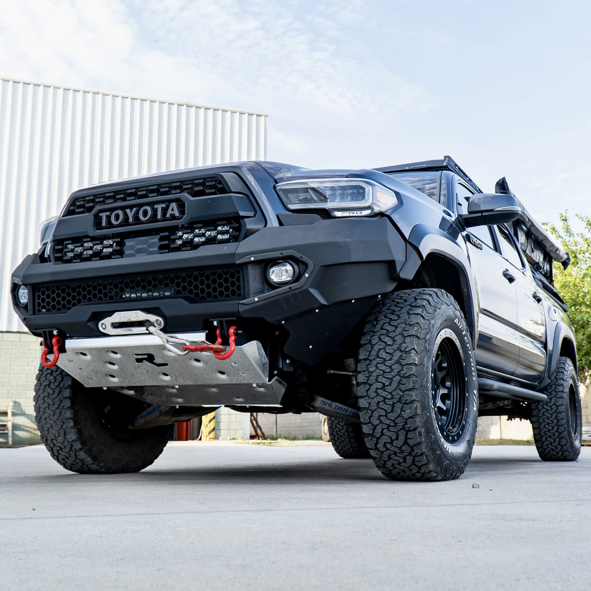 TOYOTA TACOMA 2016-2023 FRONT BUMPER