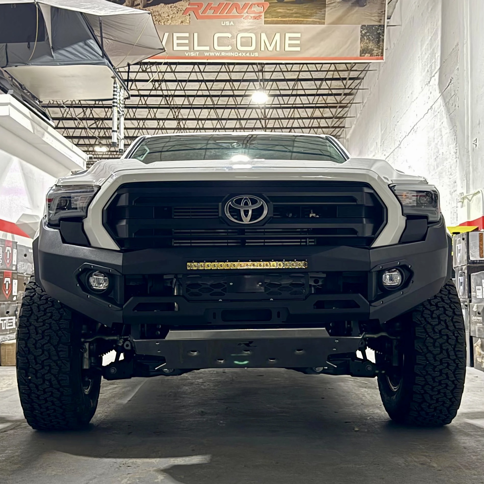 TOYOTA TACOMA 2024+ FRONT BUMPER