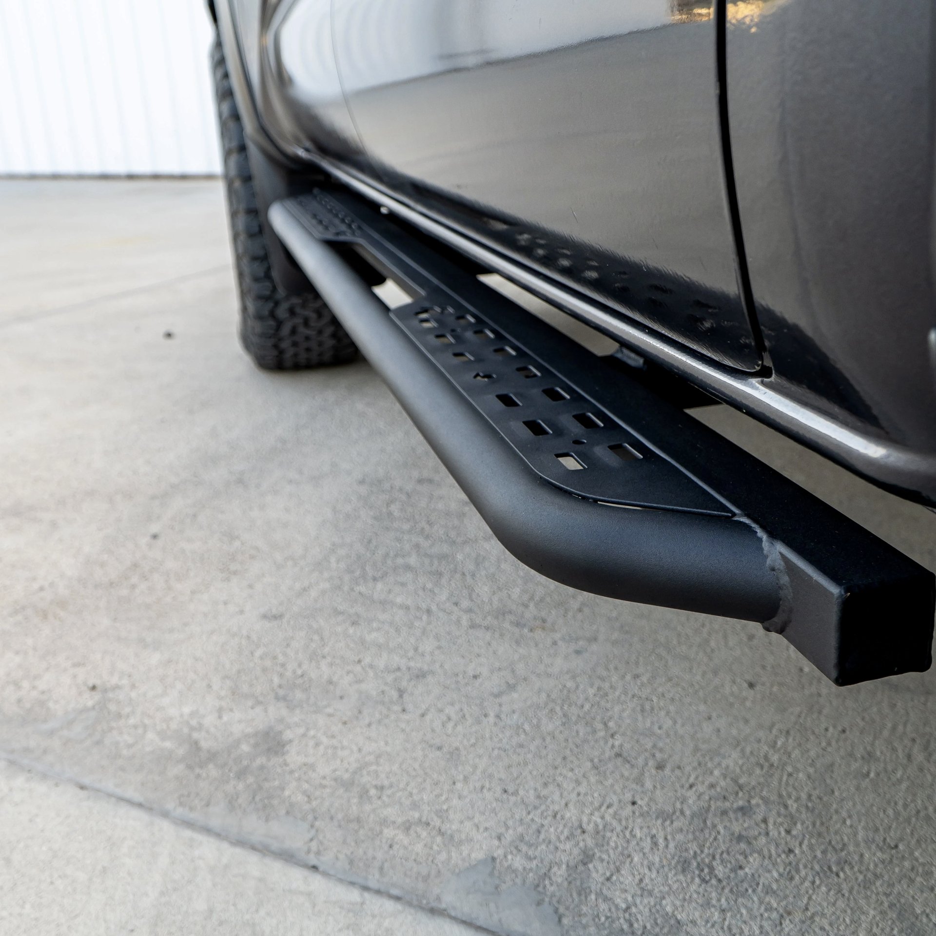 TOYOTA TACOMA 2016+ ROCK SLIDERS