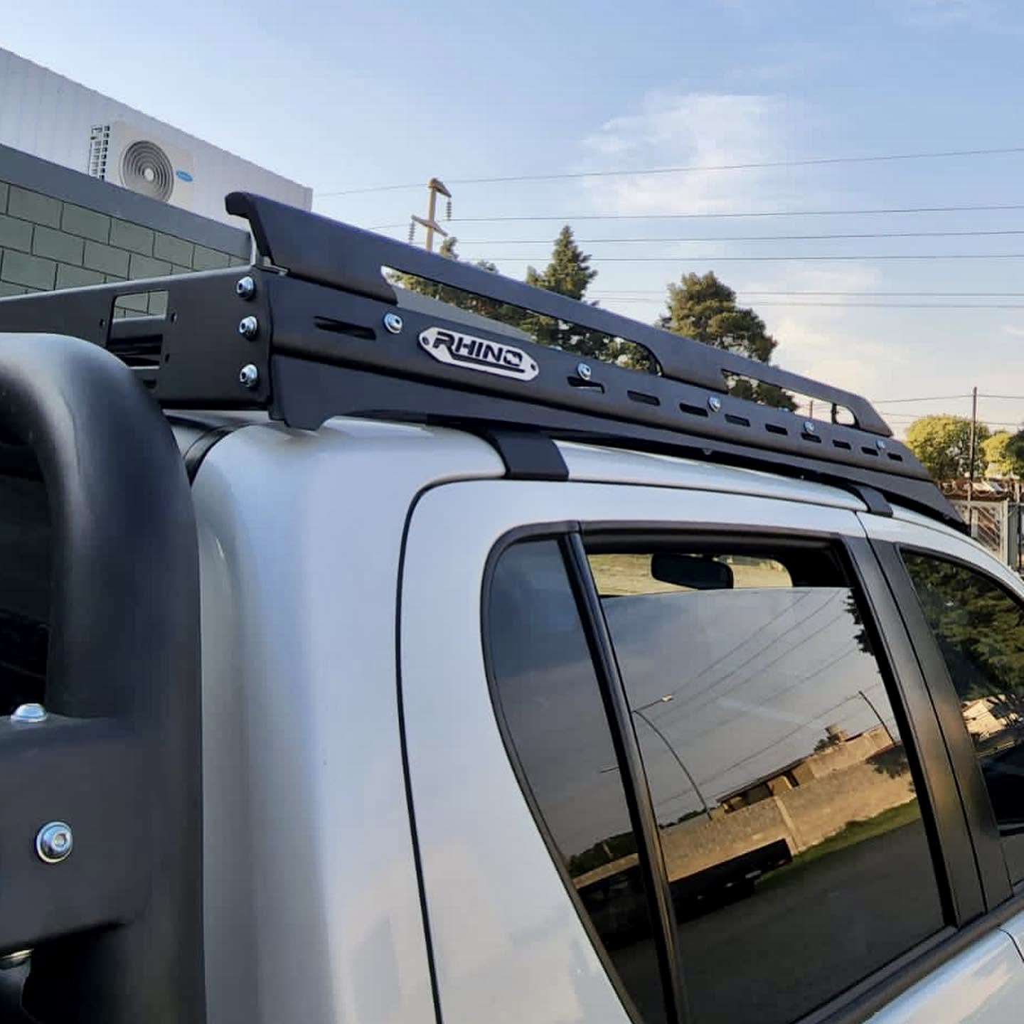 TOYOTA HILUX 2021+ ROOF RACK