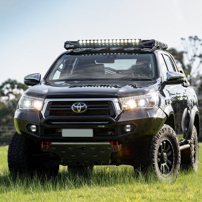 TOYOTA HILUX 2018-2020 FRONT BUMPER
