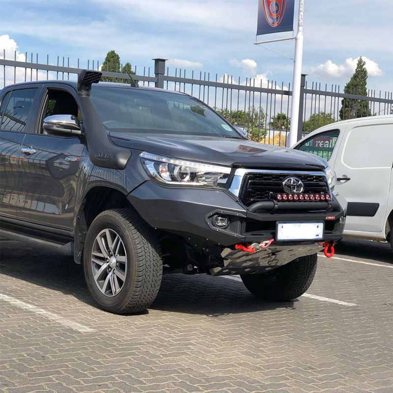 TOYOTA HILUX 2018-2020 FRONT BUMPER